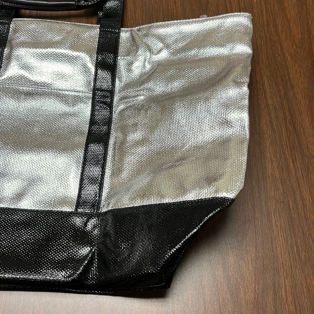 Victoria’s Secret large tote, NWOT‎
